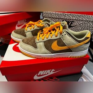 Nike Dunk Low SE with Orange and Brown Highlights “Halloween Edition Nike Dunks”